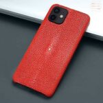 découvrez comment choisir une coque luxe pour iphone 13 pro max alliant élégance, protection optimale et design raffiné.