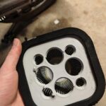 découvrez comment débrider facilement le boîtier cdi de votre moto en 2026 pour optimiser ses performances en toute sécurité.