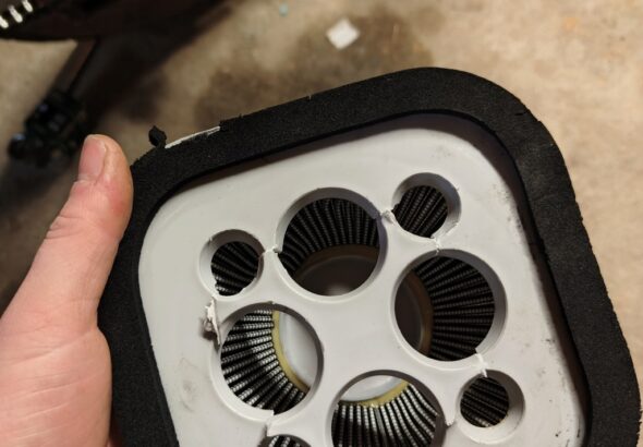 découvrez comment débrider facilement le boîtier cdi de votre moto en 2026 pour optimiser ses performances en toute sécurité.