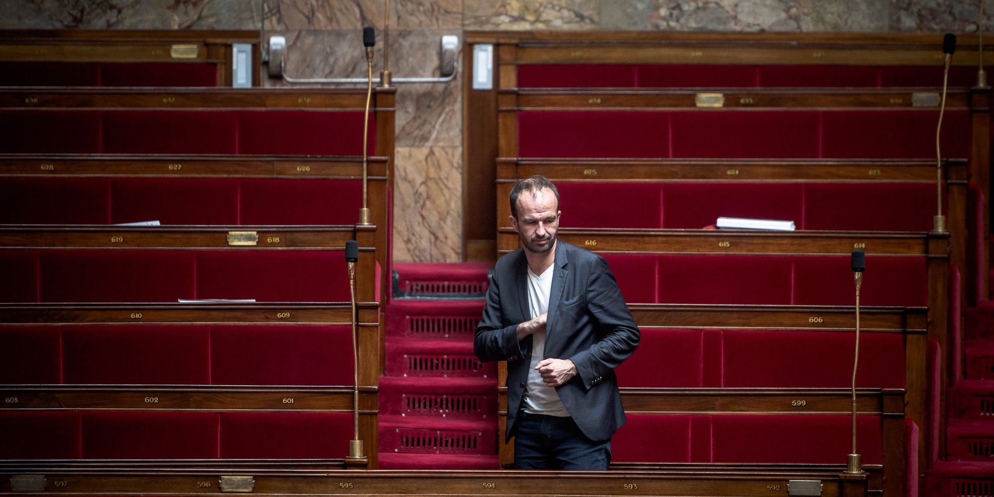 découvrez l'analyse complète de la crise majeure que traverse nacon, ses impacts sur l'industrie et les perspectives d'avenir.