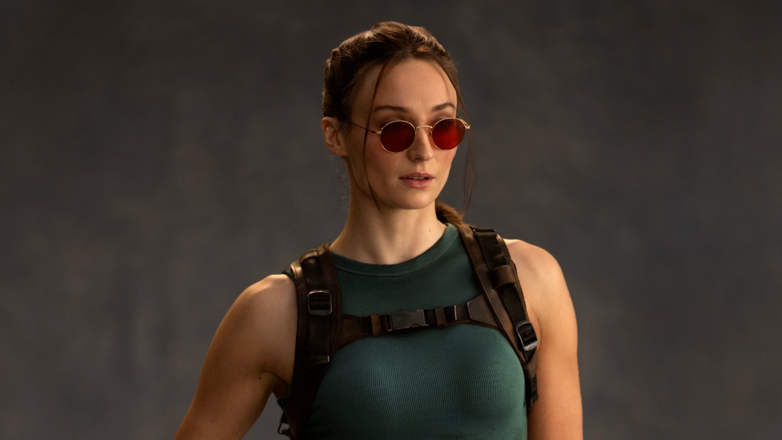 découvrez des images inédites de la série tomb raider, plongez au cœur de l'aventure et explorez les secrets jamais dévoilés de lara croft.