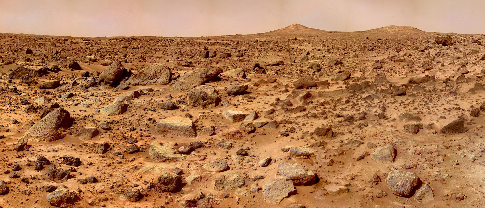 découvrez comment la toxicité du sol sur mars affecte les bases martiennes et les défis liés à l'exploration humaine sur la planète rouge.
