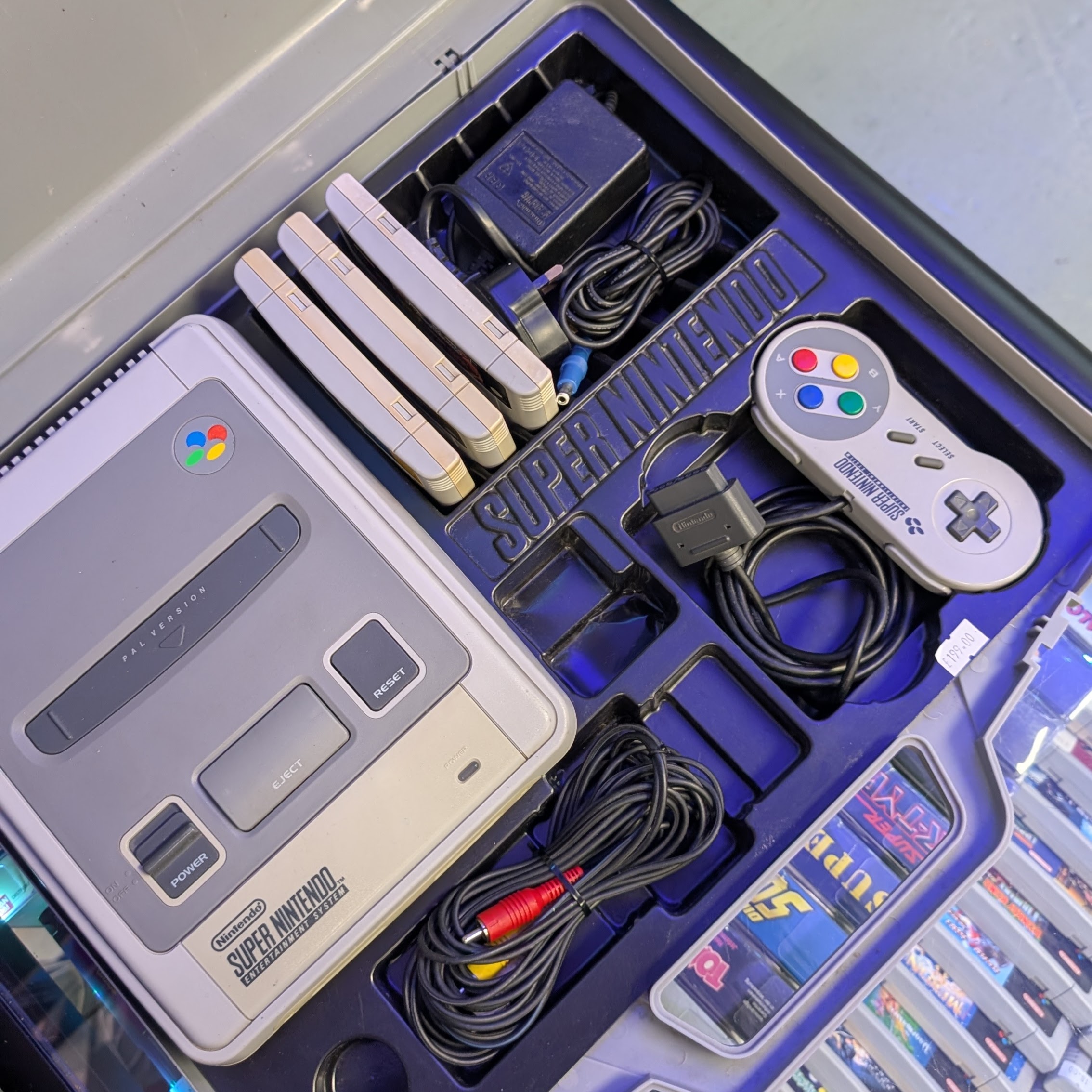 louez une console de jeu facilement et profitez des meilleurs équipements pour vos moments de divertissement. offres flexibles et tarifs attractifs.