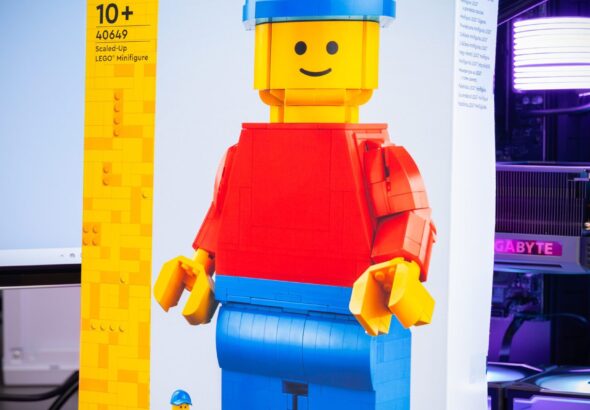 découvrez giant lego, des constructions géantes qui stimulent la créativité et l'imagination des enfants et des adultes. parfait pour des jeux amusants et éducatifs.