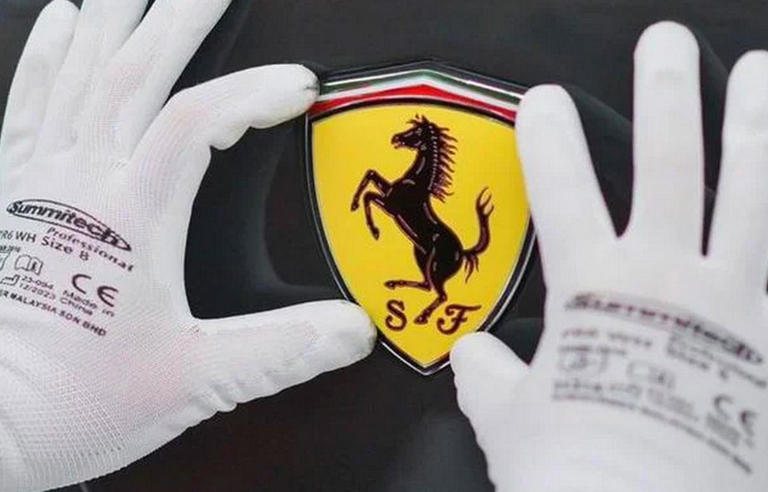 découvrez la puissance et l'innovation de l'electric ferrari, alliant performance électrique et design emblématique pour une expérience de conduite inégalée.
