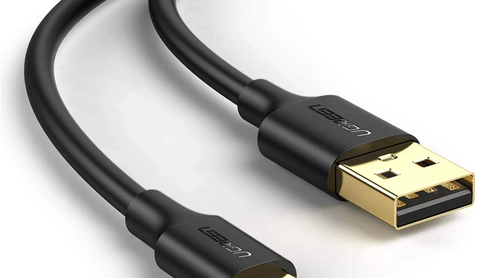 câble mini usb vers usb a de haute qualité, idéal pour connecter vos appareils compatibles mini usb à un port usb a standard. transfert de données rapide et fiable.