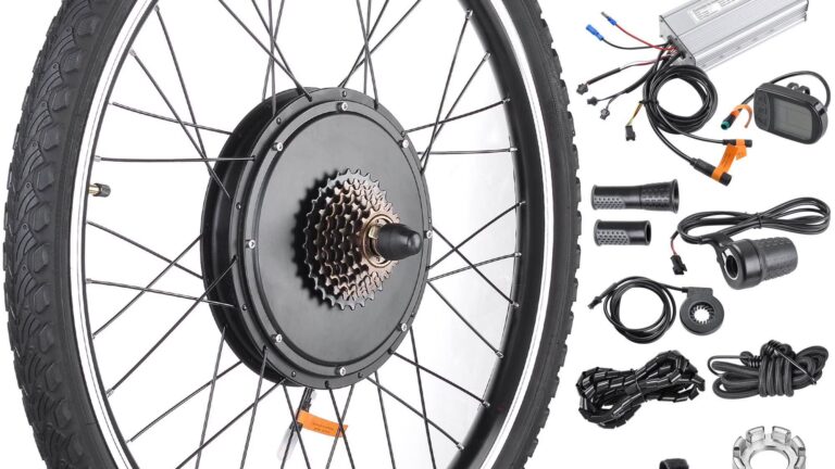découvrez notre vélo électrique équipé d'un moteur dans la roue arrière, offrant une puissance optimale et une assistance fluide pour vos trajets quotidiens.