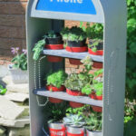découvrez notre cabine téléphonique écologique réutilisée, conçue pour réduire les déchets et promouvoir un mode de vie durable.