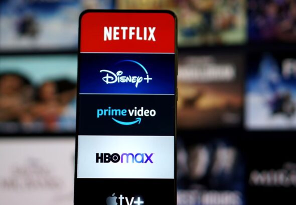 découvrez le meilleur du streaming avec un accès facile à vos films, séries et musiques préférés en haute qualité, où que vous soyez.