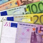découvrez tout sur les billets en euros : histoire, design, sécurité et utilisation des coupures européennes.