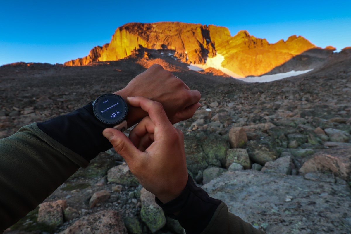découvrez notre avis complet sur la suunto vertical, la montre gps idéale pour les sportifs et aventuriers cherchant performance et précision.
